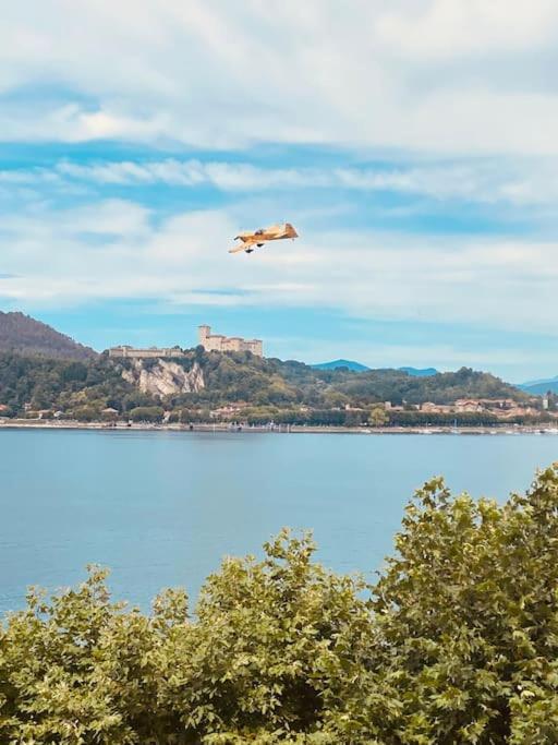Babalu Con Vista Lago Арона Екстер'єр фото