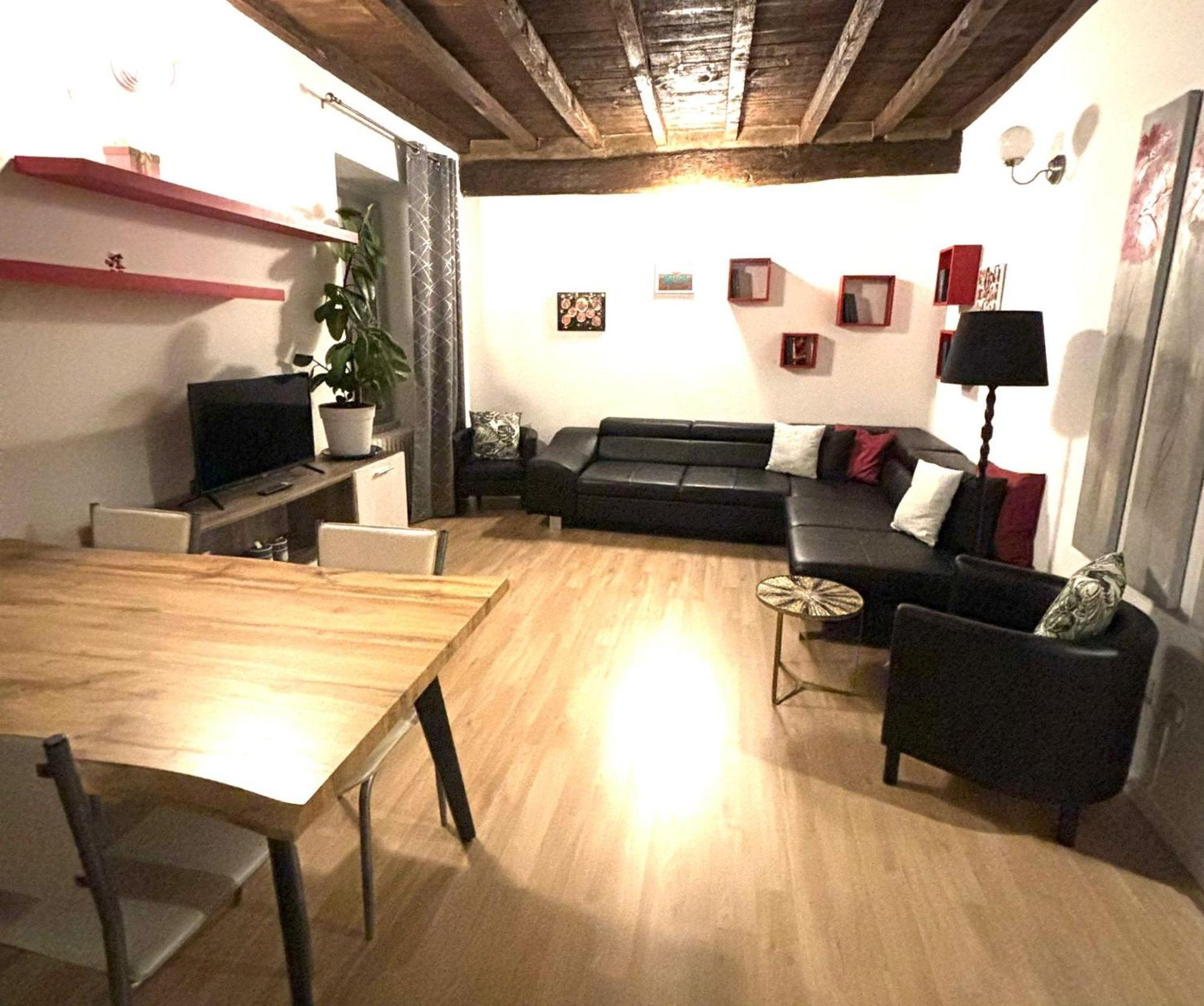 Babalu Con Vista Lago Арона Екстер'єр фото